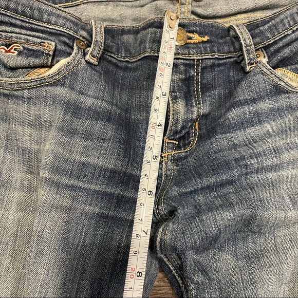 Hollister ‘Social Stretch’ Med Rise Boot Cut Jeans - Picture 9 of 14